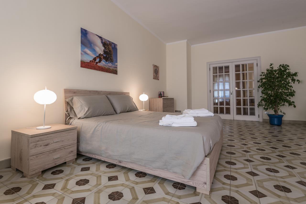 לצ'ה Suite Della Villa מראה חיצוני תמונה