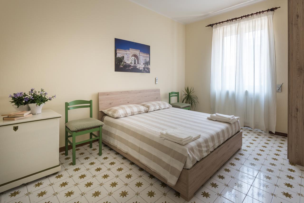 לצ'ה Suite Della Villa מראה חיצוני תמונה